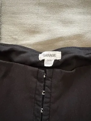 Garage Going Out Top Black thumbnail 2