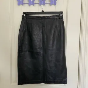 NWOT Giovinezza Moda by Rocco D’Amelio women’s black leather button‎ skirt 10 thumbnail 4