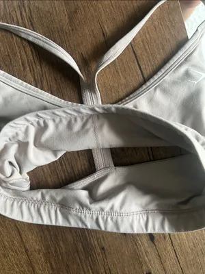 Gymshark Women's Seamless Sports Bra in Light Taupe thumbnail 5