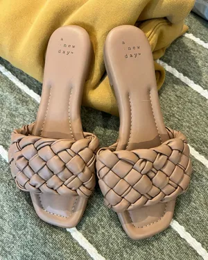 Tan Sandals Size 6 thumbnail 1