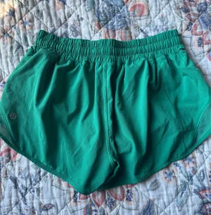 Lululemon 2.5" Hotty Hot Shorts thumbnail 2