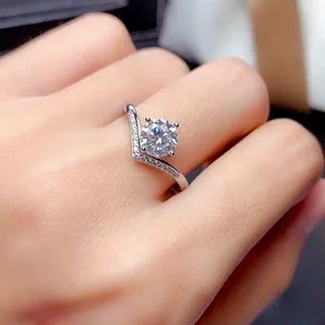 18K White Gold Plated Adjustable 1.5 CT CZ Diamond Wedding Ring for Women thumbnail 3