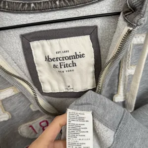 Abercrombie & Fitch Medium Full Zip Hoodie Classic Y2K 2000s Logo‎ Grey thumbnail 6