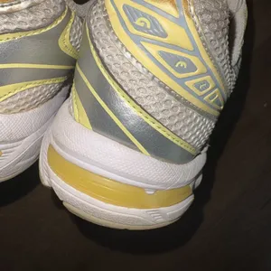 ASICS Butter Yellow and Gray Mesh Lace-Up Sneakers thumbnail 3