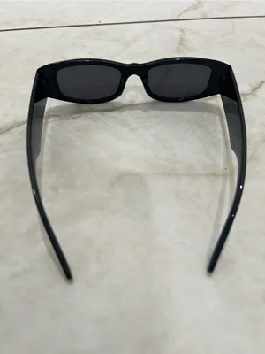Black Rectangle Sunglasses thumbnail 4