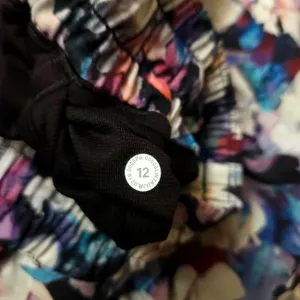 lululemon athletica Hotty Hot Short II *2.5" thumbnail 6