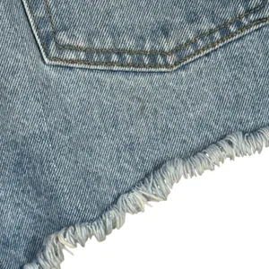 Levi’s 501 SZ W27 Jean Shorts Button-Fly Mid-Rise Distressed Frayed Light Wash thumbnail 4