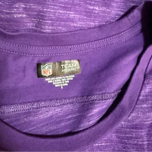 NWOT Women's Minnesota Vikings Purple Short Sleeve Shirt thumbnail 3