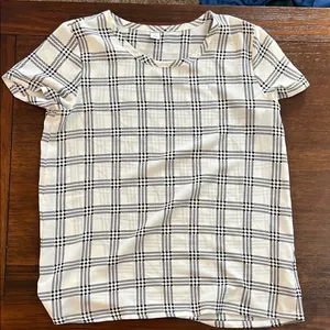 Old Navy Black and Cream Patterned Top thumbnail 1