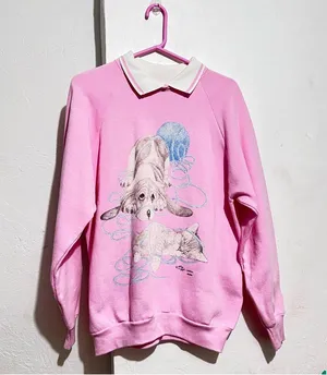 Vintage Fruit of the loom sweatshirt collared pink with dog and cat : Box R: thumbnail 1