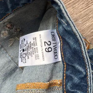 DRIFTWOOD Blue Floral Embroidered Cropped Jeans Royce Straight Leg Cargo Denim thumbnail 5