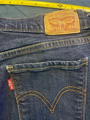 Levi's Straight Leg Jeans in Dark Blue thumbnail 5