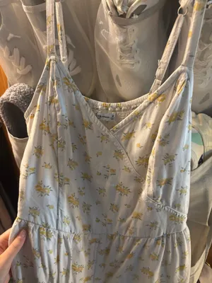 Hollister Romper Floral thumbnail 3