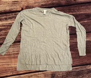 Women’s H&M Basic Grey Sweater Size M thumbnail 1