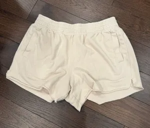 aerie Cream Lounge Shorts Size Large - C73-011 thumbnail 1