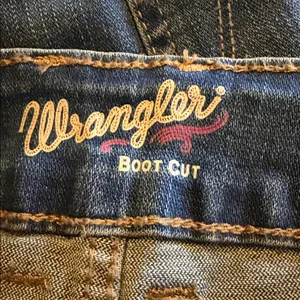 WRANGLER RETRO® MAE MID RISE BOOTCUT WESTERN JEAN SIZE 35x34 thumbnail 8