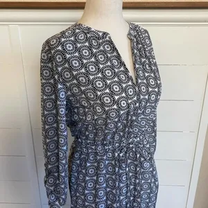 LOFT Outlet Black White‎ Geometric Medallion V-Neck Drawstring Waist Dress XS thumbnail 6