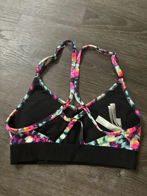 PINK Victoria’s Secret Sports Bra thumbnail 2