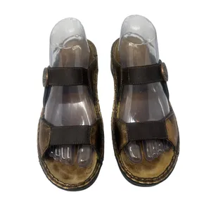Naot Metallic Bronze Double Strap Comfort Sandals 39 thumbnail 4