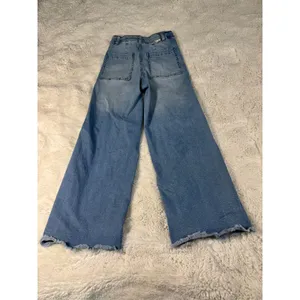 Billabong Wide Leg Jeans Women's Size 26 Light Wash Blue Raw Hem Frayed thumbnail 3