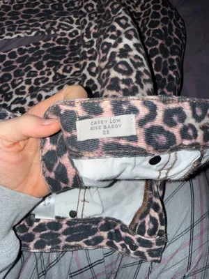 PacSun Casey Low-Rise Baggy Jeans Cheetah Print thumbnail 4