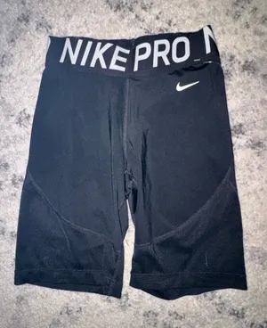 Nike Pro 8” Women’s Compression/Training Shorts thumbnail 1