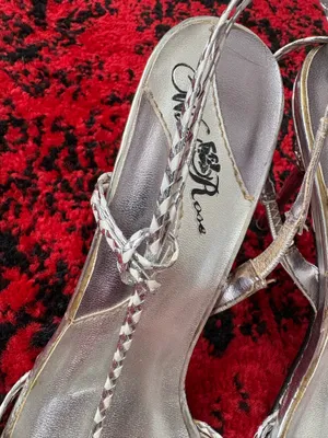 Dainty Silver Diamond Accented Kitten Heels thumbnail 5