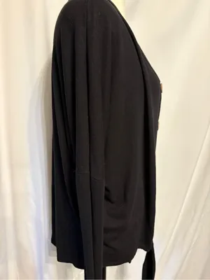 Zenana Outfitters Boho Black Button-Front Tie Hem V-Neck Blouse Size M thumbnail 2