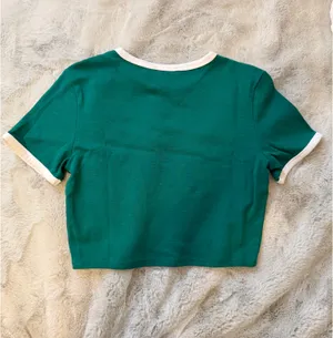 Cropped Green ZARA Short Sleeve Shirt with White Trim thumbnail 2