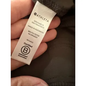 Athleta cropped elastic‎ waist pants Size 4 thumbnail 7