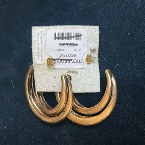 NWT Free People Studio Hoop Earrings in Gold thumbnail 3