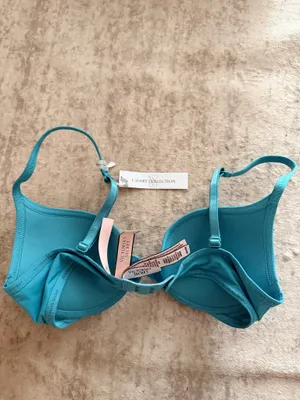 Victoria's Secret Bra thumbnail 2