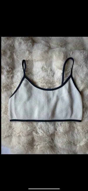 Zara Ribbed Crop Top thumbnail 4