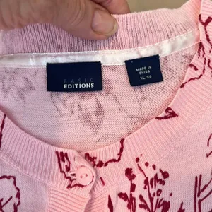 Basic edition size XL pink with red flowers button front cardigan GUC thumbnail 4