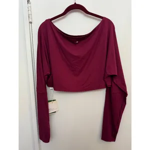 NWT Halara Cropped Long Sleeve One Shoulder Yoga Top Size Medium thumbnail 2