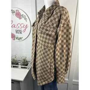 Beautiful Women’s Fornia Shacket Size S/M thumbnail 2