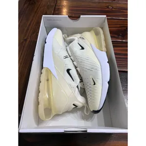 Nike Air Max 270 Women’s Size 9 AH6789-124 Sail Black Coconut Milk New thumbnail 8