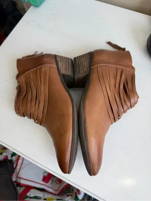 Clarks | Spye Celeste Booties Sz 7.5 Strap Detail Low Heel thumbnail 10