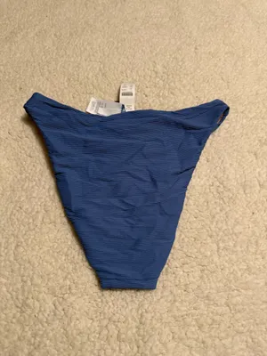 03S.- J.Crew Bikini Bottom  thumbnail 2