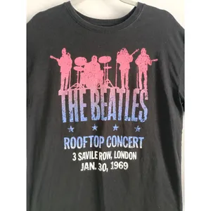 The Beatles Rooftop Concert 1969 Graphic rock band T-Shirt, Size Medium thumbnail 4