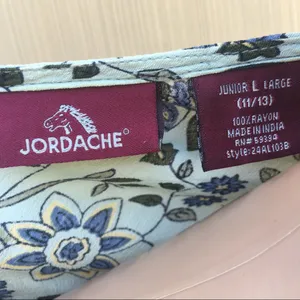 Pretty Jordache floral print blouse thumbnail 4