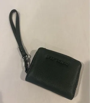 Betsey‎ Johnson XOSKULLY Dark Green Small Zip Around Wallet Wristlet READ thumbnail 1