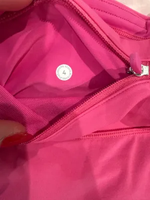 Lululemon Hotty Hot Shorts 2.5" High-Rise thumbnail 4