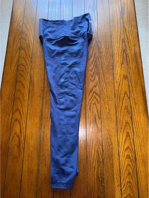 Lululemon Align High Rise 25” Graphic, Night Sea Size 6 NWT thumbnail 4