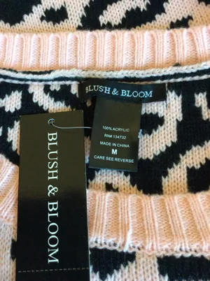 Blush and Bloom Sweater Crewneck Pullover Womens Medium New thumbnail 4