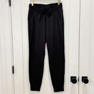 Lululemon Ready To Rulu Pant Jogger 29” Size 8 Black Lounge Athleisure thumbnail 5