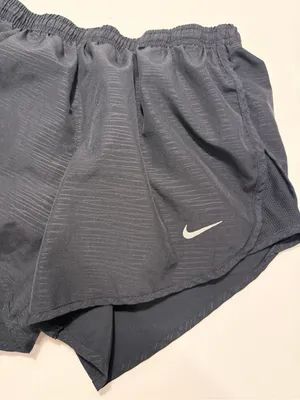Nike Women’s Black‎ Athletic Running Shorts with Reflective Swoosh Size Small thumbnail 4