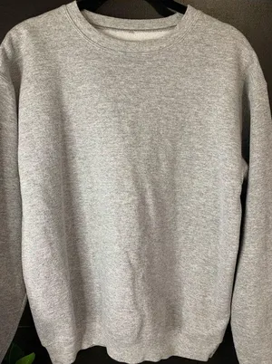 Basic Heather Gray Crewneck Sweatshirt. Unisex. EUC Size M thumbnail 2