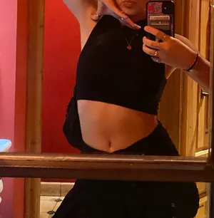 ZARA Cropped Tank Top Black thumbnail 3