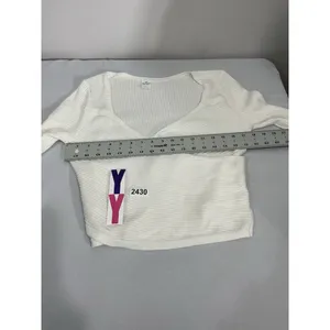 Womans Holister Large White Pullover Criss-cross Cropped Sweater V Neck thumbnail 4